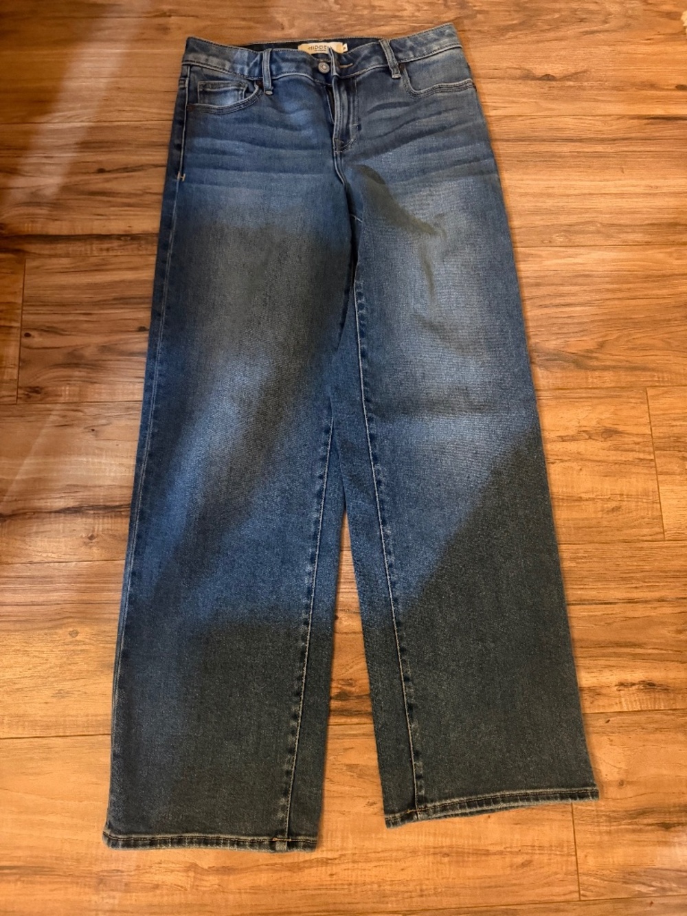 Hidden Buckle Jean